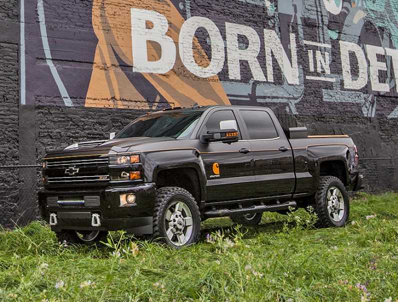 chevrolet-silverado-hd-carhartt-concept-front-three-quarters